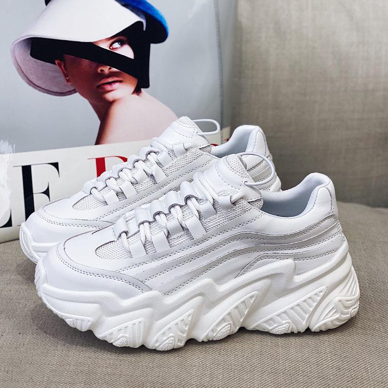 Thick Soles All-match Women's Shoes Fashion Trend Shoes Spring and Summer Outdoor Leisure Sports Shoes