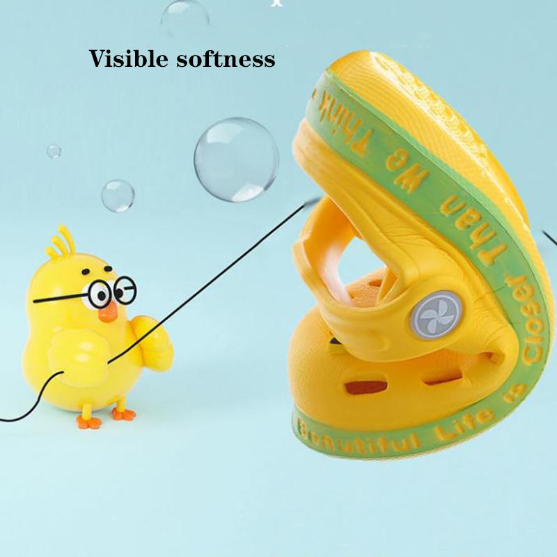 Children Cartoon Cave Shoes  Beach Summer Children's Slippers Antiskid Soft Bottom  Little Bee EVA Rubber Plastic Baby Sandals Slippers