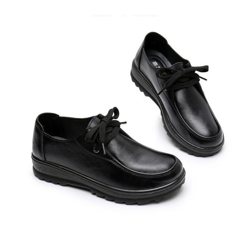 Non-slip Work Shoes Ladies Black Leather Shoes Comfortable and Soft Restaurant Kitchen Middle-aged Mother Shoes Single Shoes Flat