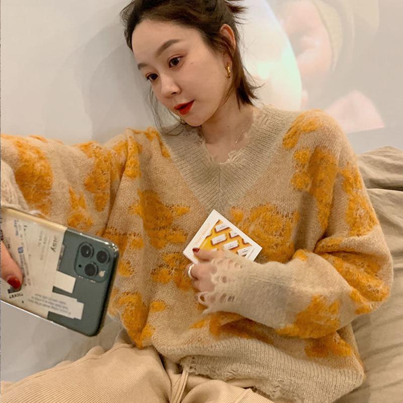 Autumn Winter V-neck Knitted Sweater Hollow Jacquard Design Long Sleeve Casual Fashion Pullover Thickening