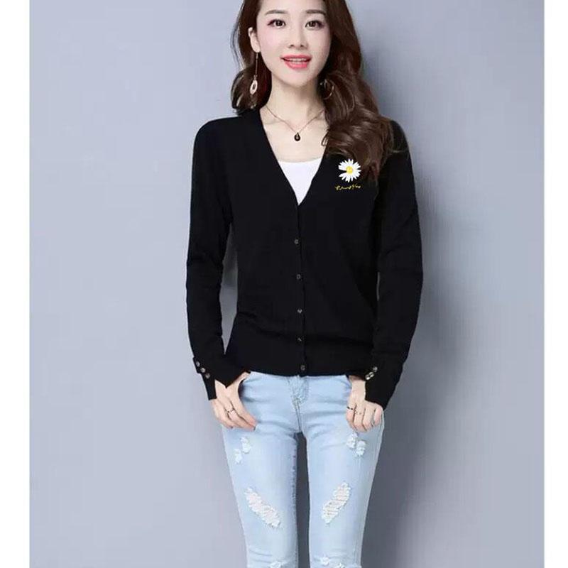 Autumn and Winter Wool Coat Cardigan V-neck Short Top Slim Knit Young Women's Sweater