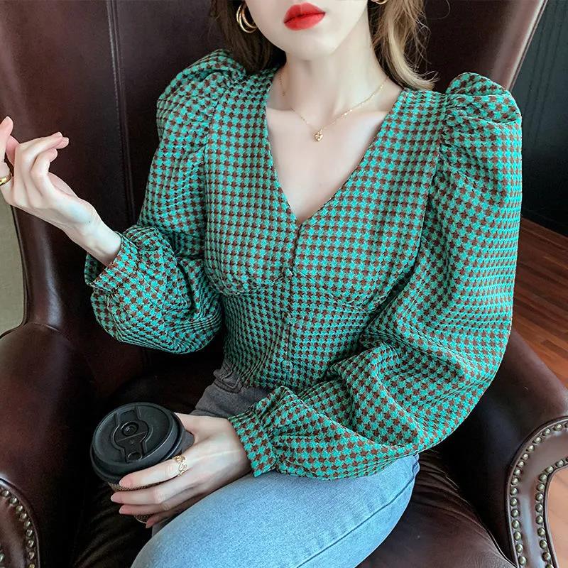 Women's Spring and Autumn Long-sleeved Shirt V-neck Puff Sleeve Short Top