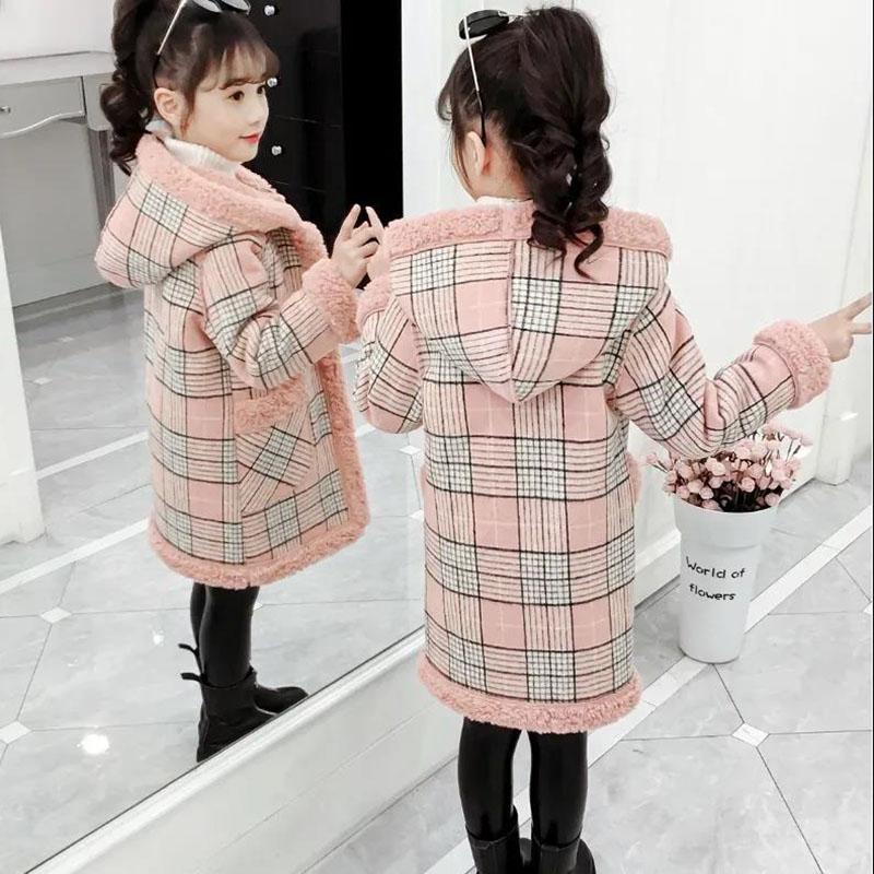 Girls' Jacket Autumn and Winter Korean Children's Clothing Thickened Plus Velvet Plaid Coat Mid-length Warm and Windproof Top