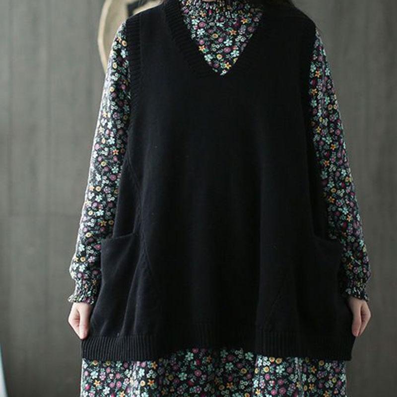 Spring and Autumn Loose College Style Sweater Casual V-neck Knitted Vest Simple and Versatile Female Sweater