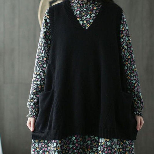 Spring and Autumn Loose College Style Sweater Casual V-neck Knitted Vest Simple and Versatile Female Sweater