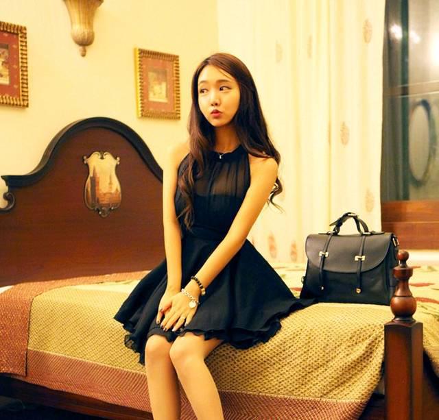 Irregular Large Swing Mesh Stitching Dress Perspective Collar Sleeveless Slim Chiffon Dress