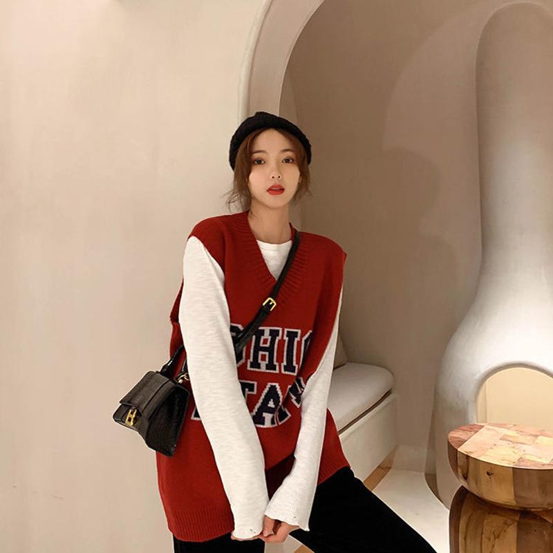Letter V-neck Knitted Waistcoat Female Autumn Korean Version Was Thin and Western Style Wild Sleeveless Waistcoat Waistcoat