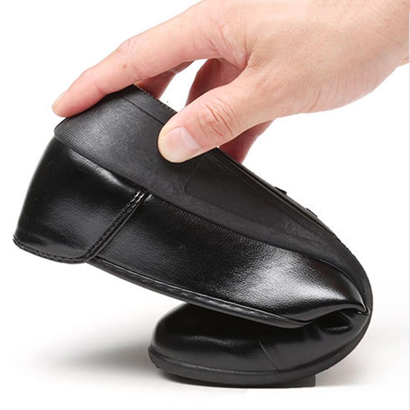 Spring and Autumn Mother's Shoes Soft Sole Comfortable Ladies Flat Pumps Mid Heel Comfortable Lightweight Black Leather Shoes