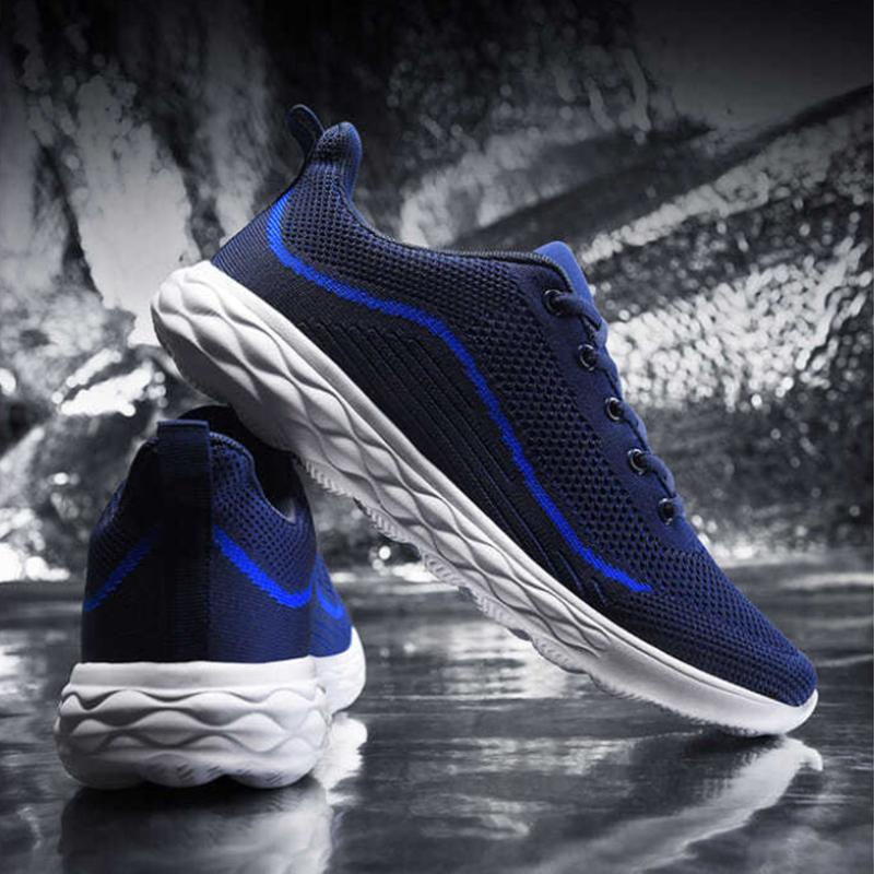 Men's Breathable Sports Shoes Versatile Casual Running Shoes Mesh Flyknit Men's Shoes