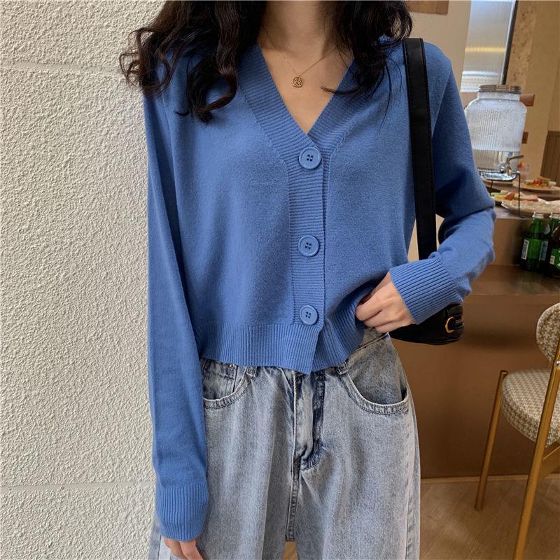 Plus Size Women's Autumn V-neck Black Knitted Sweater Short Top Thin Long Sleeve Cardigan Sweater