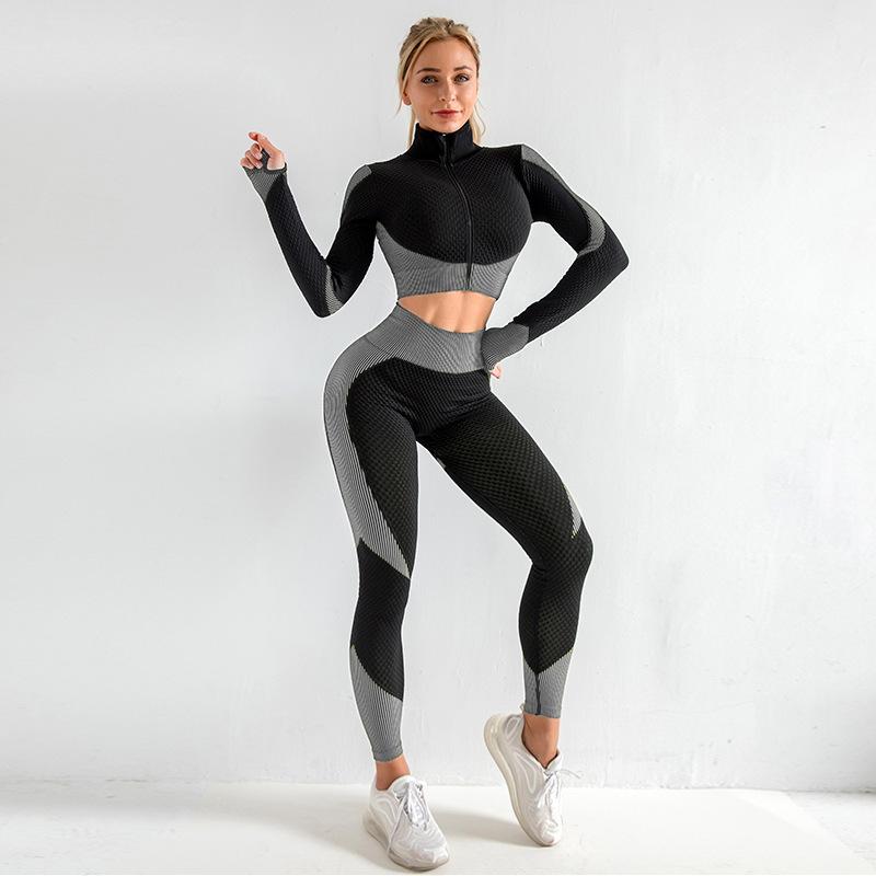 3PCS Seamless Knitted Yoga Suit Set Four Seasons Universal Hip Lift Fitness Sports Suit Gym Running Trousers Vest Long-sleeved Jacket Three-piece Set