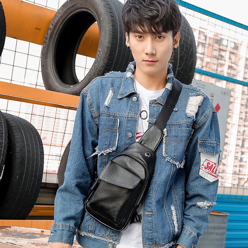 Chest Bag Men Black Multi-pocket Headphone Hole Messenger Bag Outdoor Sports Fitness Shoulder Bag