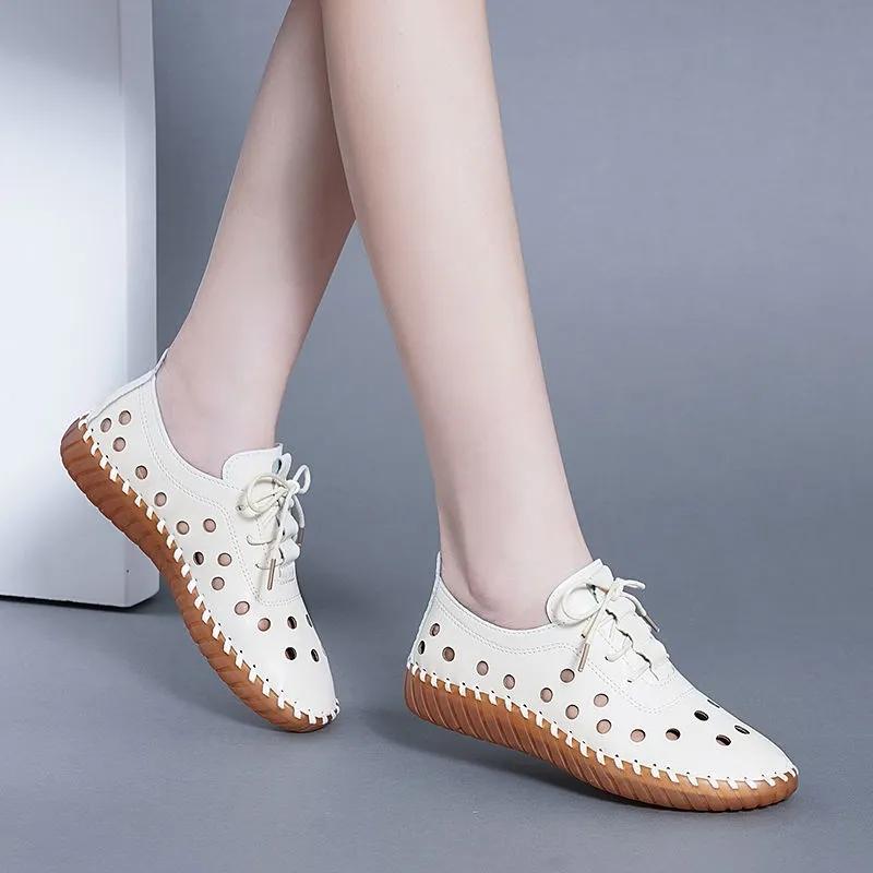 Soft Leather Hollow Women's Shoes Summer Hole Sandals Tendon Sole Sandals Flat Casual Shoes Soft Sole Mother's Sandals