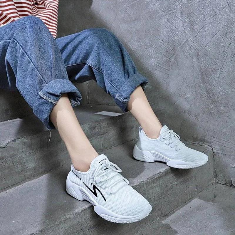 Winter Shoes Women Tennis Sports Shoes Fashion Sneakers Thick Fleece Warm Running Shoes Pink Cotton Shoes Lace Up Non Slip Women Sports Shoes
