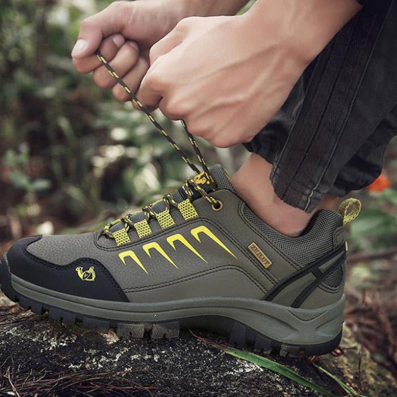 Outdoor Men's Hiking Shoes Non-slip Wear-resistant Hiking Hiking Shoes Winter Plus Velvet Warm and Waterproof Camping Travel