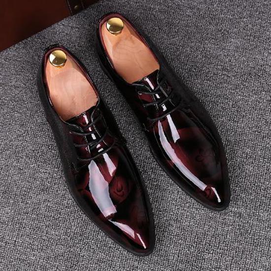 Men's Business Casual Shoes England Fashion Pointed Toe Shoes Leather 3D Patent Leather Men's Shoes