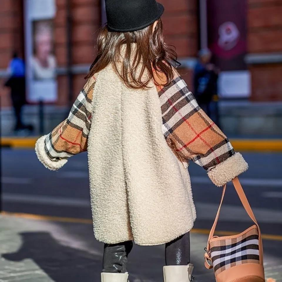 Girls' Warm Jacket Autumn and Winter Clothes Windproof Jacket Thickened Mid-length Children's Wool Sweater
