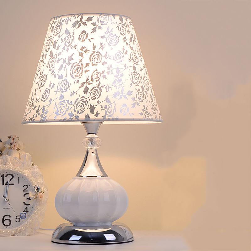 Table Lamp Living Room Bedroom Desk Lamp European Retro Palace Lamp Shade  Table Lamp Bedside Lamp