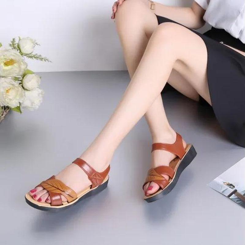 Women's Summer Sandals Flat Low Heel Non-slip Wear-resistant Sandals Outdoor
