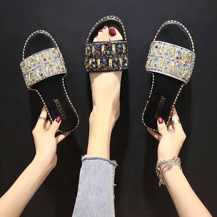 Net Red Slippers Women Wear Fashion 2020 Summer Flat Bottom Half Slippers Wild Rhinestone Sandals and Slippers Ins Tide