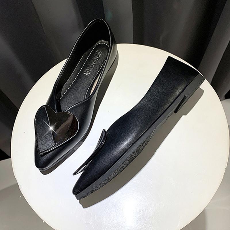 Sweet Pointed Toe Flat Shallow Mouth Single Shoes All-match Women's Shoes Heart-shaped Square Buckle Soft Leather Flat Shoes