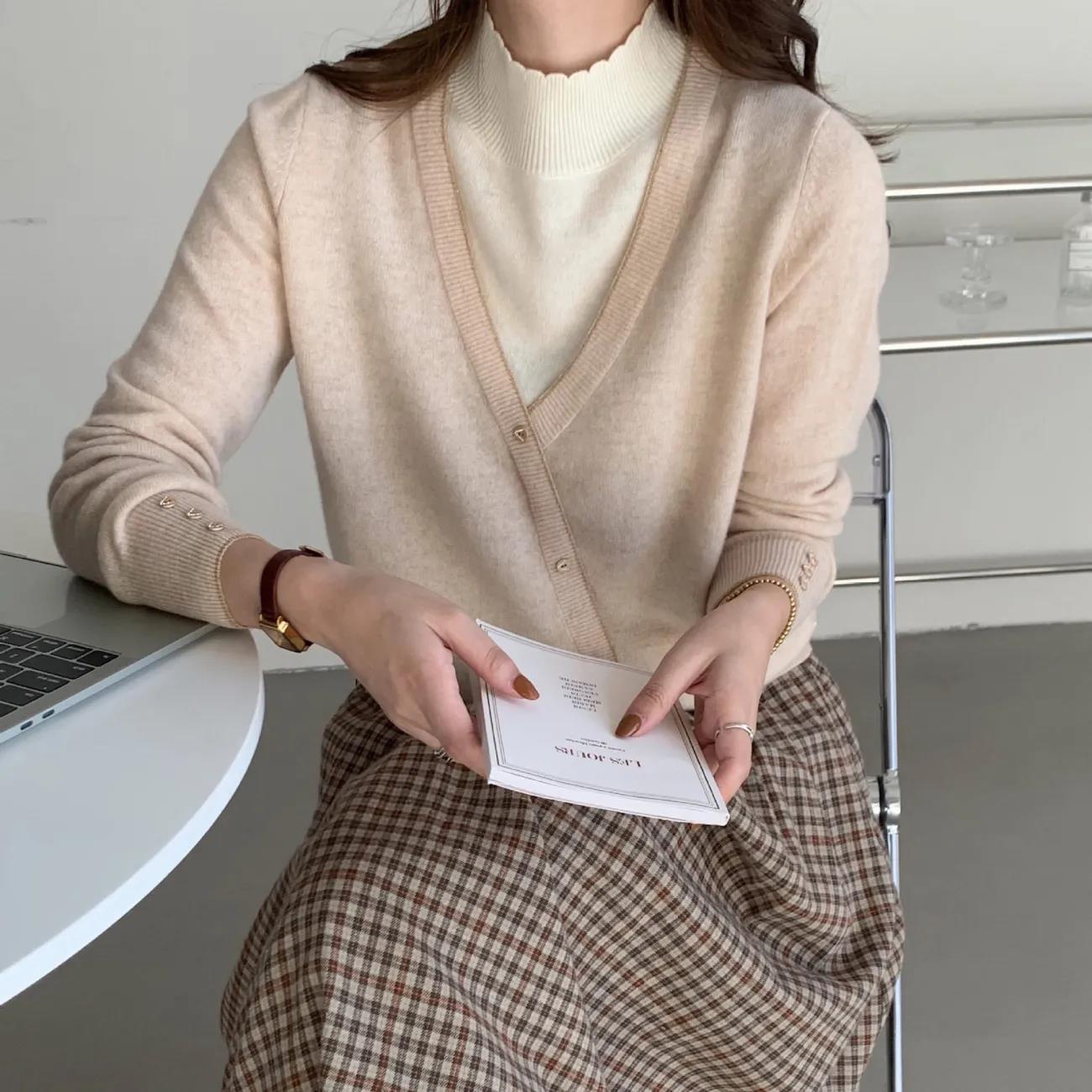 Splicing Two-piece Half Turtleneck Long-sleeved Sweater Fashion Color Block Pullover Slim Fit Short Sweater