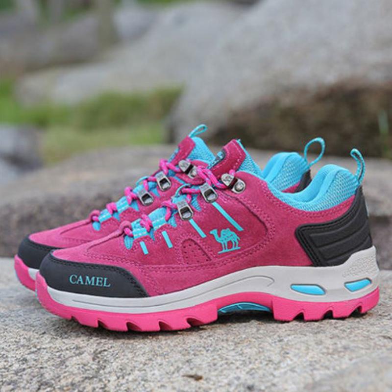 Outdoor Hiking Shoes Women's Lightweight Wear-resistant Mountain Climbing Hiking Shoes Waterproof Large Size Leather Sports Shoes
