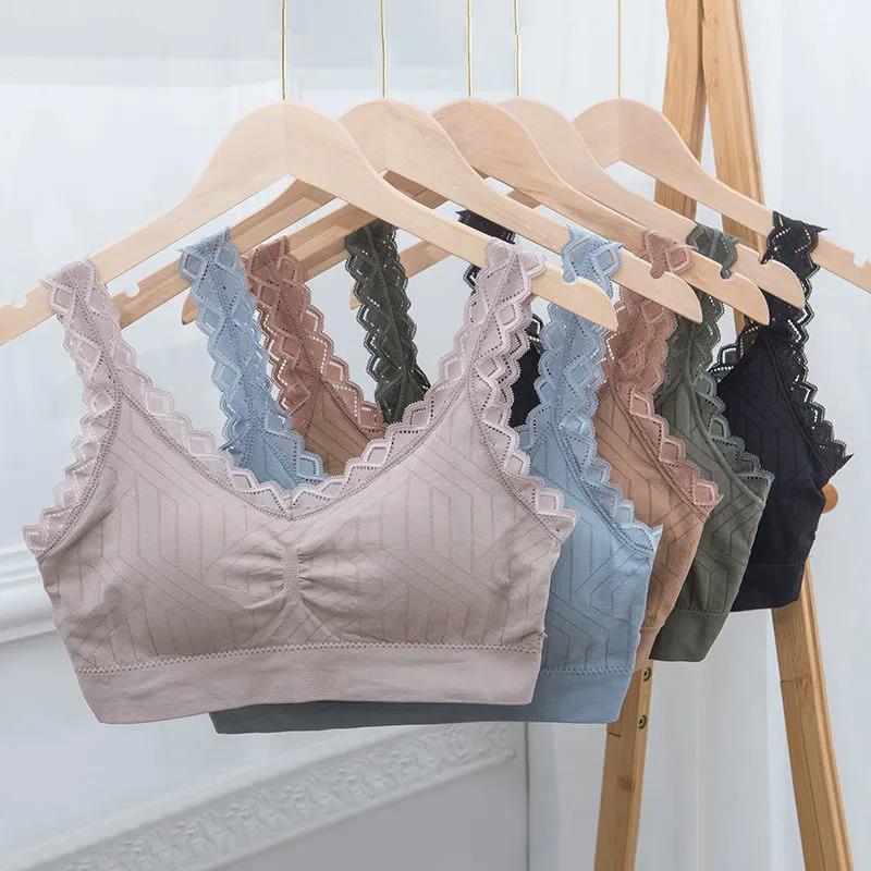 Korean version of the lace camisole without steel ring without buckle one-piece tube top wrap chest gather beauty back skin-friendly bra
