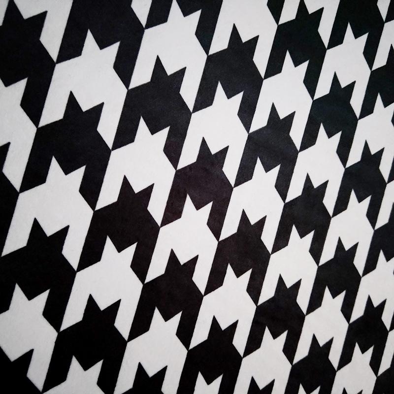 Modern Fashion Classic Round Carpet Black and White Houndstooth Round Bedroom Carpet Living Room Crystal Velvet Hallway Carpet Floor Mat