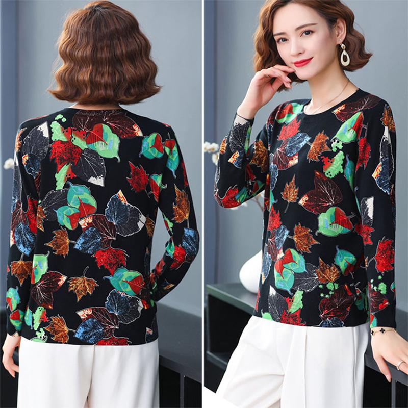 Autumn and winter ladies  round neck suit maple leaf theme bottoming shirt fashion printing shirt sweater