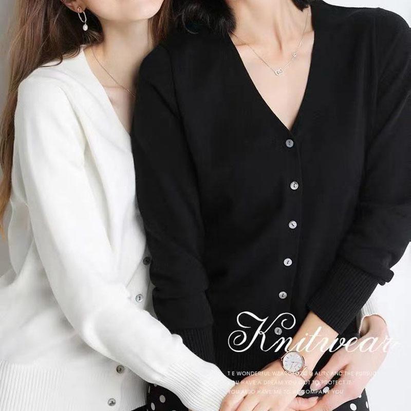 Young Women's Sweater Jacket Autumn/Winter Knitwear Korean Version Large Size Base Shirt V-neck Cardigan