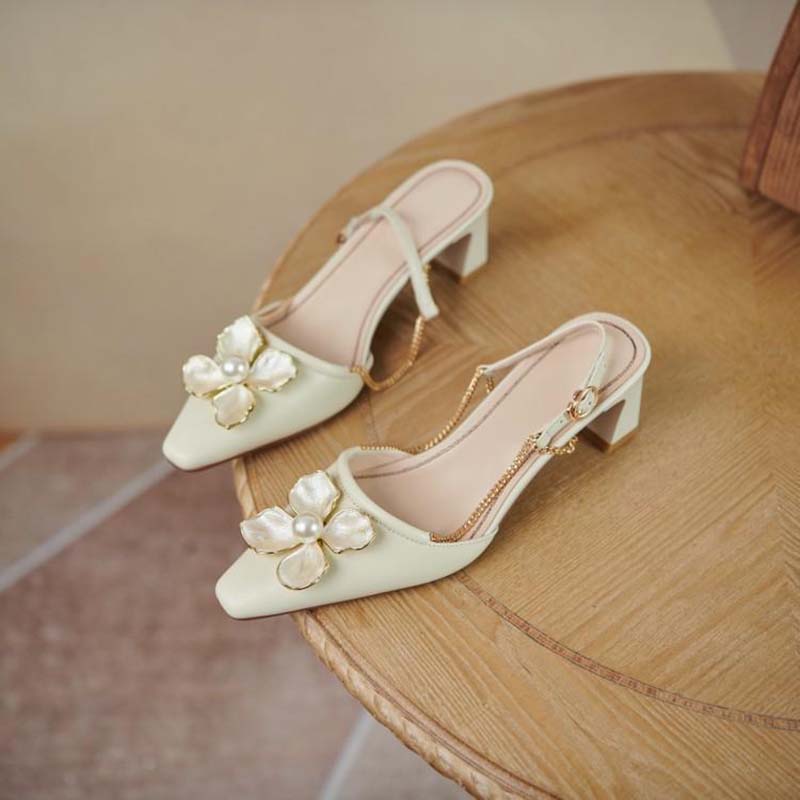 French Elegant Small Flower Sandals Women's Summer Houkong Thick Heel Non-slip Temperament High Heels Women