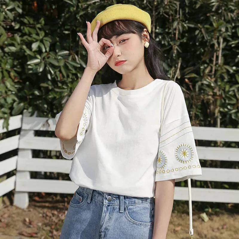Women's Fashion embroidery Summer Tee Round Neck Short-sleeve T-shirt Summer Casual Loose Basic T-shirt