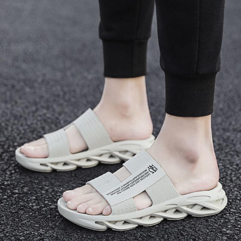 Summer Slippers Men's Outdoor Korean Version Trend Opersonality Casual Sandals Wear Beach Sandals