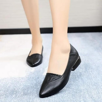 Soft Leather Shoes Women's Spring and Summer Soft Bottom Low-heeled Leather Shoes Women's Fashion Pointed Shoes