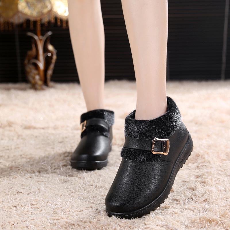 Winter Warm Non-slip and Waterproof Women's Cotton Shoes Flat Non-slip Casual Leather Cotton Boots