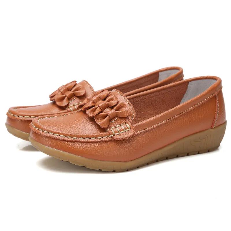 Women's Single Shoes Fashion Peas Shoes Leather Soft Sole Wedge Heel Shoes