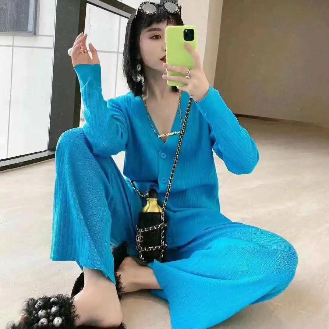 2PCS Women's Solid Color Suit Autumn and Winter Knitted V-neck Cardigan Jacket + Casual Straight Wide Leg Pants Two-piece Suit Loose Casual Sets