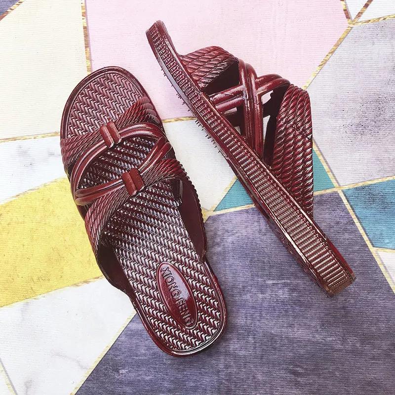 Ladies Slippers Summer Non-slip Home Shoes Flat Soft Middle-aged and Elderly Indoor Bathing Shoes