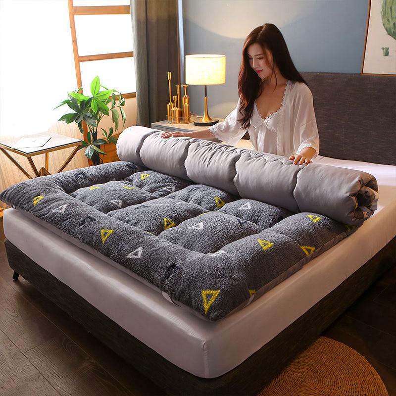 Winter Bedroom Lamb Velvet Household Sleeping Mat Comfortable Warm Bed, Student Dormitory Thick Cushion