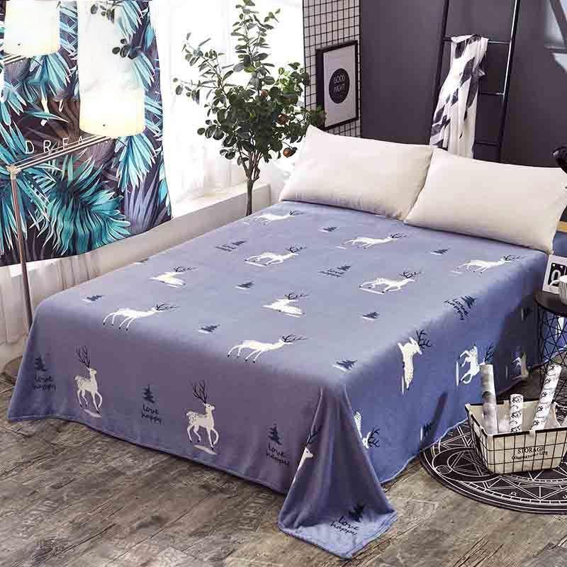 Skin-friendly Summer Blanket Flannel Sheets and Blankets Four Seasons Coral Fleece Napping Blanket