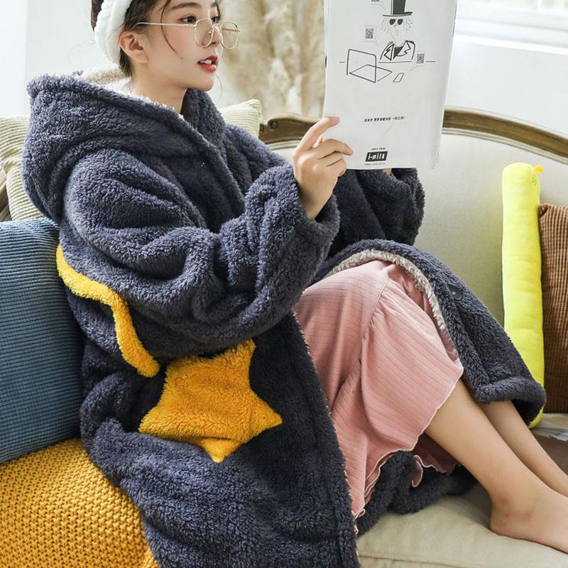 Autumn and Winter Coral Fleece Star Long Sleeping Blanket Can Be Worn Outside Flannel Plus Size Nightgown Home Bed Clothing