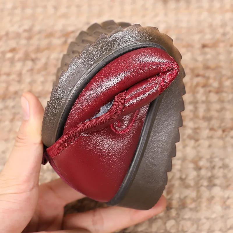 Winter Warm and Non-slip Comfortable Leather Cotton Shoes Soft Bottom and Velvet Anti-horizontal Shoes