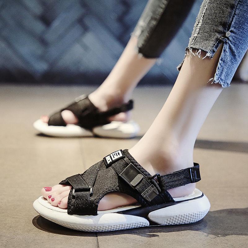 Sandals and Slippers Women Wear 2020 Summer Retro Korean Version Wild Ulzzang Flat Beach Shoes Ins Sandals
