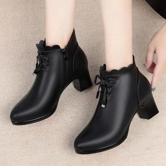Women's Autumn and Winter Warm and Comfortable Cotton Boots Short Tube Plus Suede Leather Shoes