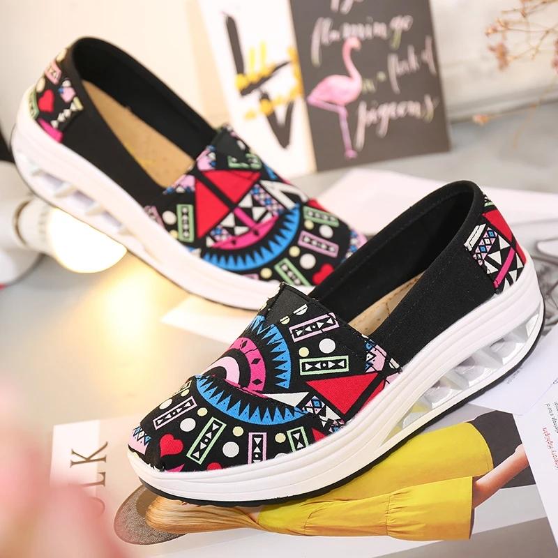 One-pedal Thick-soled Patchwork Canvas Shoes Casual Shoes Ethnic Wind Swaying Shoes Lazy Shoes Cloth Shoes Mother Shoes