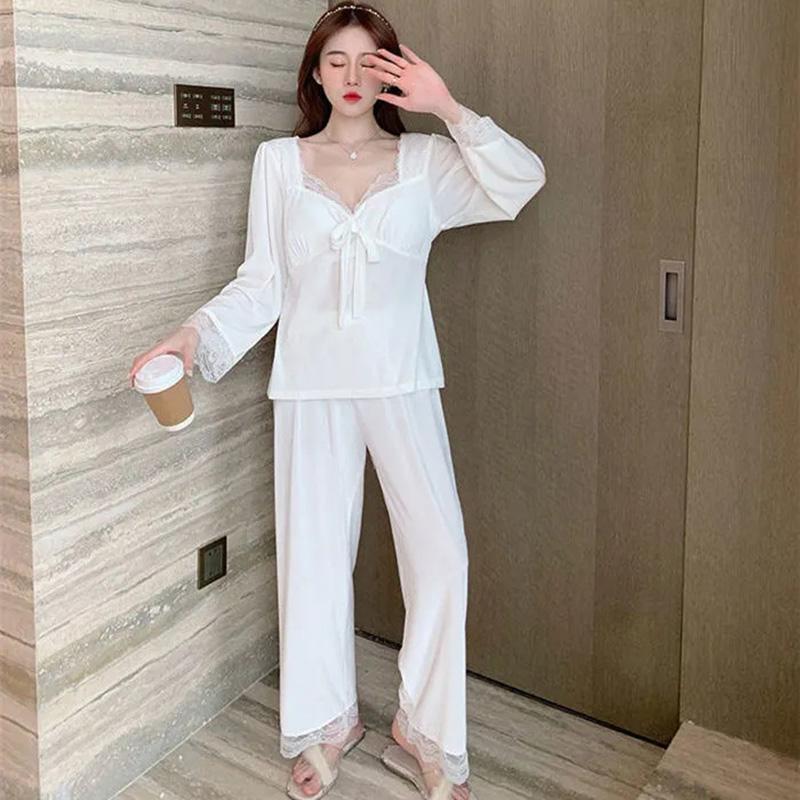 Women's Autumn Winter Sexy Velvet Long-sleeved Pajamas Suit with Chest Pad V-neck Lace Stitching Sweet Homewear Solid Bowknot Lace Edge Nightgowns