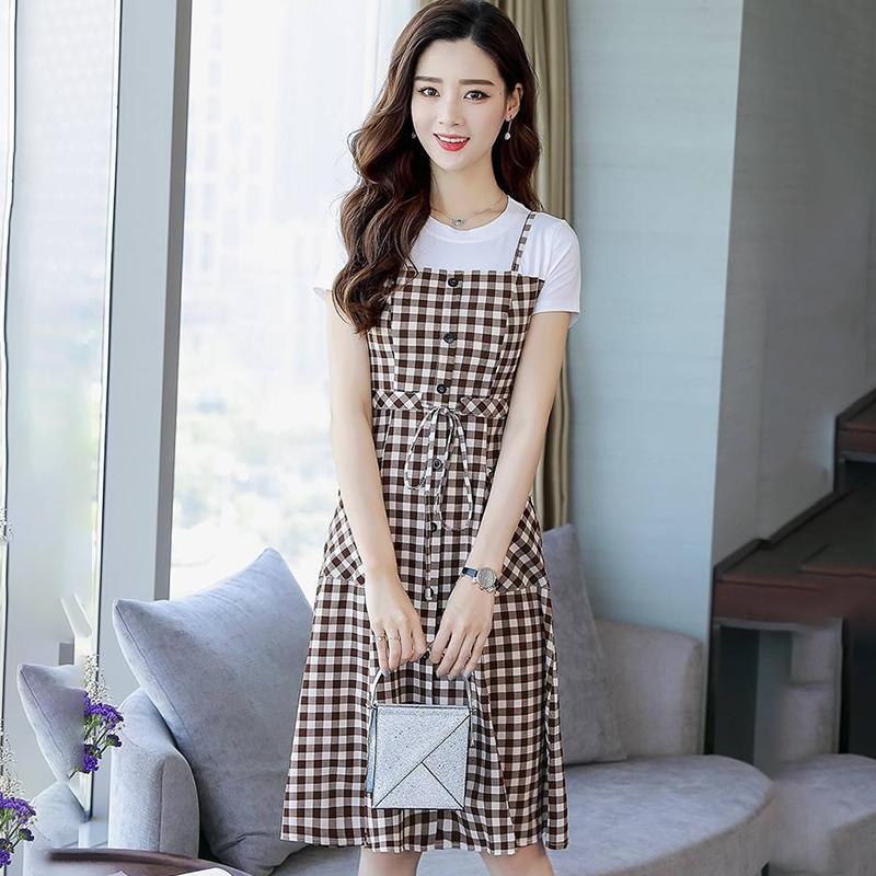 Plaid Dress Female Summer Over The Knee Suspender Skirt Waist Small Fresh A-line Skirt Waist Slimming Round Neck Short-sleeved Simple Dress