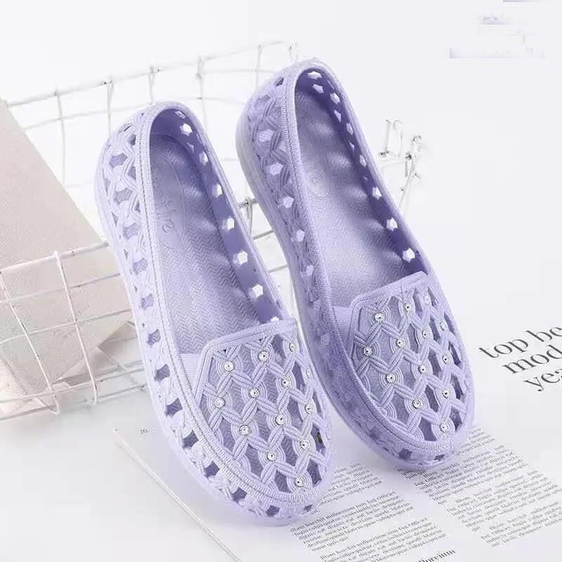 Summer Women's Baotou Sandals Hole Shoes Casual Flat Non-slip Nurse Shoes Beach Hollow Mother Shoes