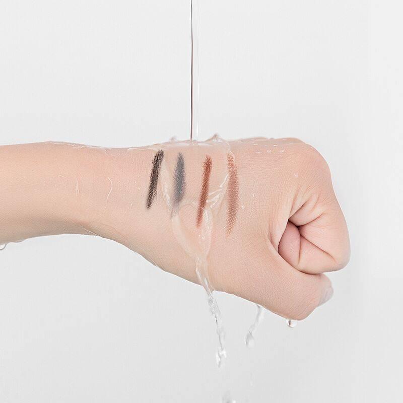 Dual-use dual-use = eyeliner + eyebrow pencil waterproof sweat-proof cosmetics will not fade